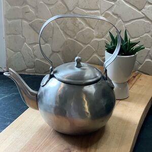 VINTAGE METAL TEAPOT | Hammered Silver Metal